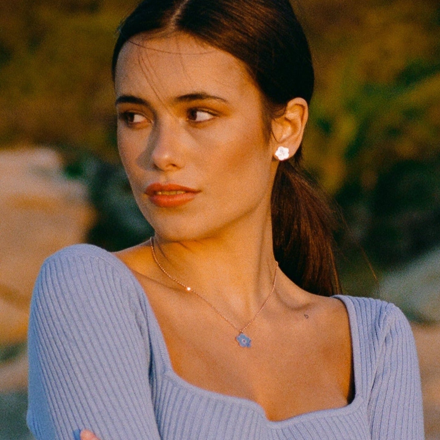 Blue Mother Of Pearl Flower Pendant Necklace